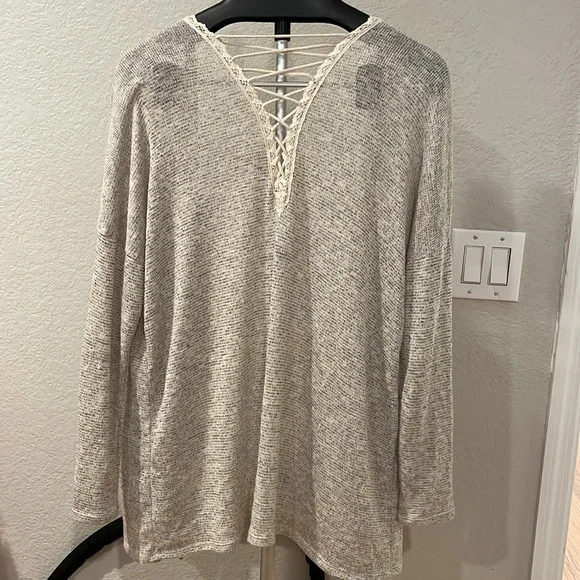 Daytrip Cardigan Large - Picture 6 of 11